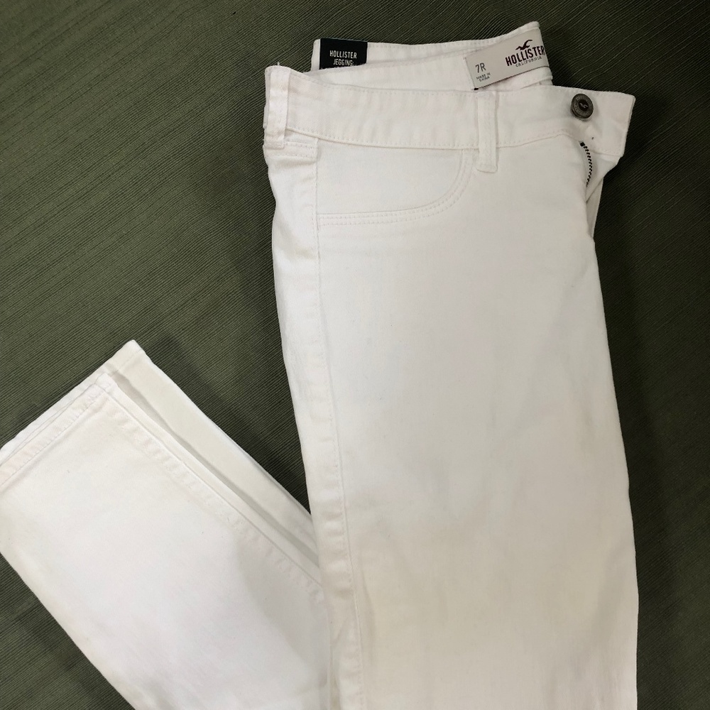 White Hollister Skinny Jeans/Jeggings